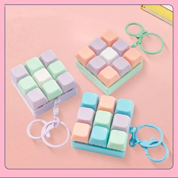 Ein-/Neun-Tasten-Fingerdruck-Schlüsselanhänger: Stressabbauendes Finger-Tastatur-Spiel für Erwachsene