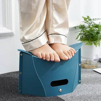 Leichter tragbarer Klapphocker aus Kunststoff, Outdoor-Stühle, tragbarer Hocker für Camping