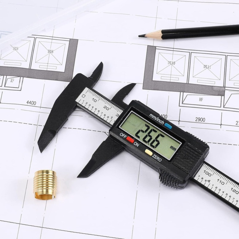 Digitaler Messschieber 0–150 mm mit LCD, Kunststoff – Bild 4