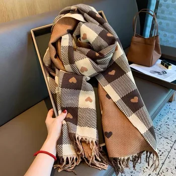 Herzförmiger Schal für Damen im Herbst und Winter, karierter, bequemer Schal für Damen, dicker, großer