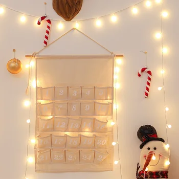 Weihnachts-Adventskalender mit 25 nummerierten Taschen, weiß und im digitalen Stil, befüllbare Wandkalender
