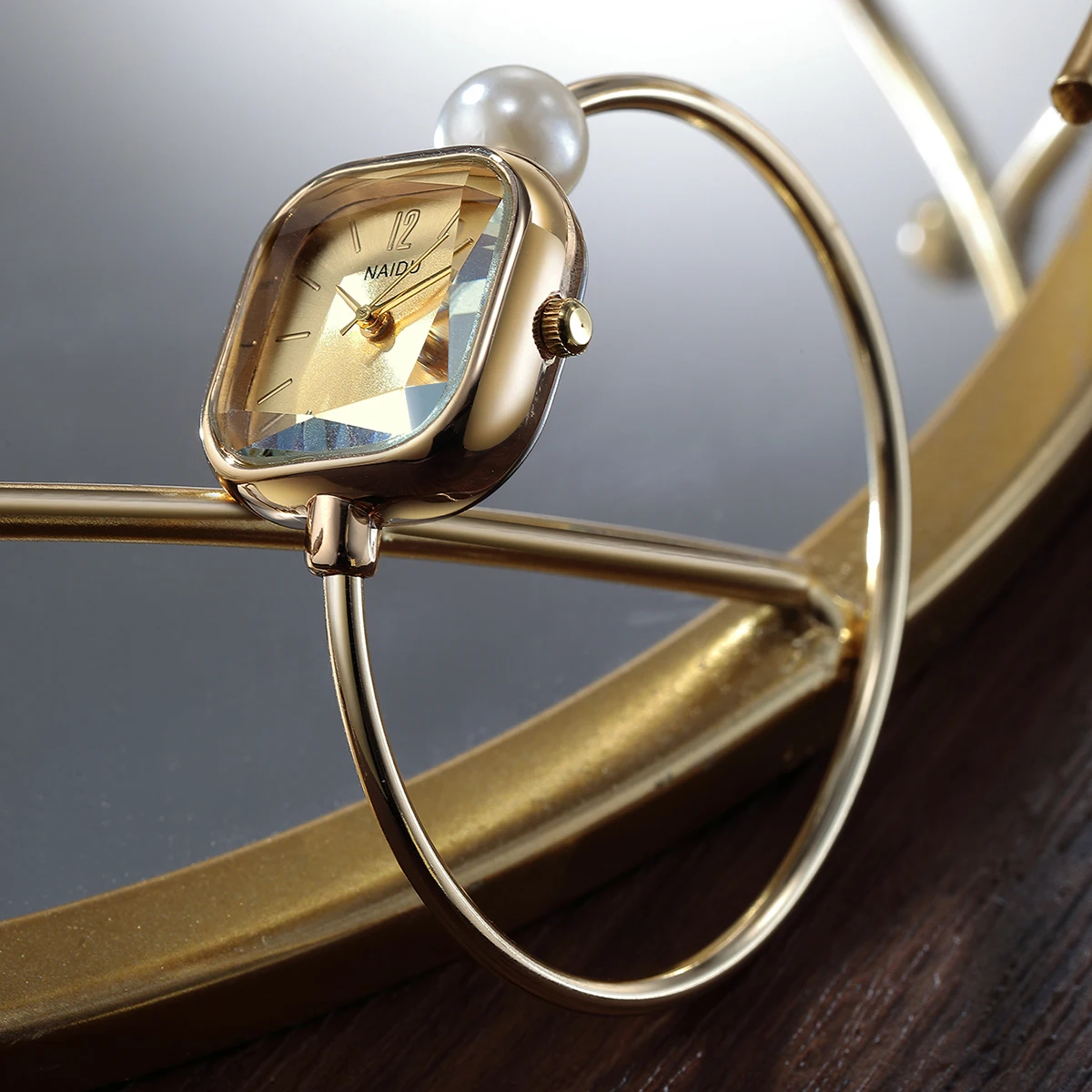 1 Stück Damen-Armbanduhr, modisch, schlicht, im Retro-Stil – Bild 3