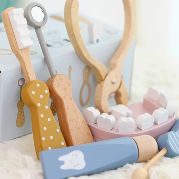 Kleiner Arzt aus Holz für Kinder spielt Zahnarzt, orales Dental-Set, Krankenschwester-Spielzeug, Baby lernt