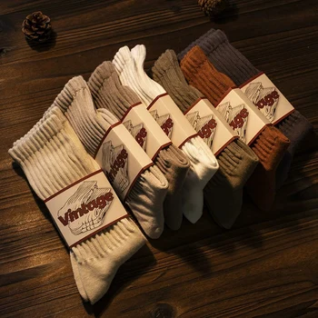 Männer Vintage Männliche Mittlere Röhre Socken Unisex Japanische Einfarbig Verdickte Sportsocken Handtuch