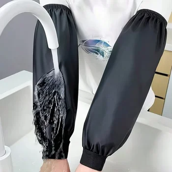 Robuste Armstulpen aus schwarzem Kunstleder - wasserdicht und ölbeständig für Küche, Arbeitsarbeit