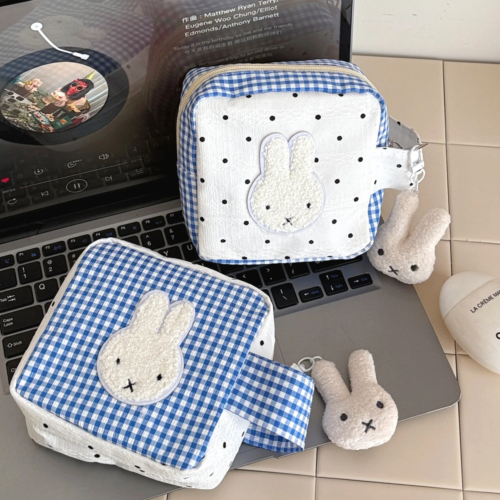 Niedliche Miffy Rabbit Menstruationstasche, tragbare