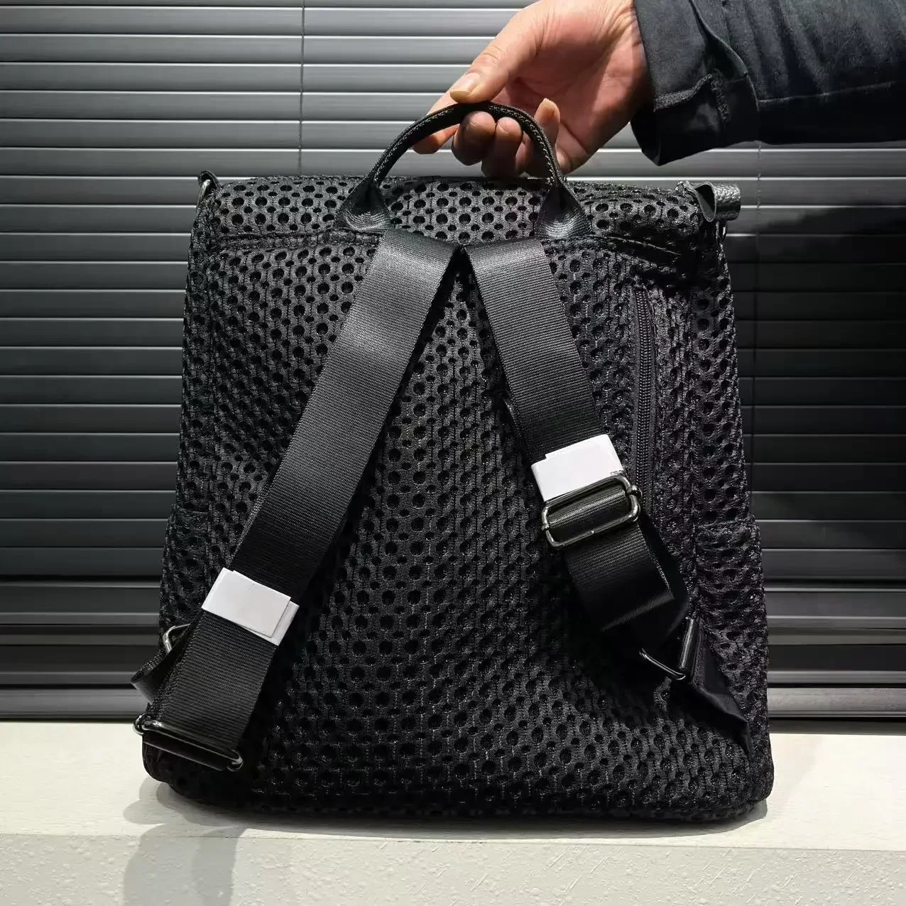 Modischer Retro-Rucksack mit Nähten und lässiger – Bild 5