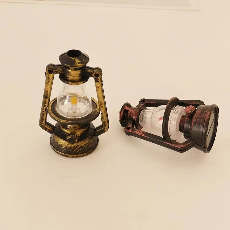 Miniatur-Lampe im Maßstab 1:12, Puppenhaus-Zubehör – Bild 4