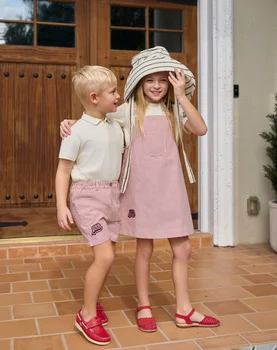 AS SS26 Nadelstreifen-Denim-Kollektion Patch-Girl-Kleidung Familien-Matching-Set für Jungen und Babys