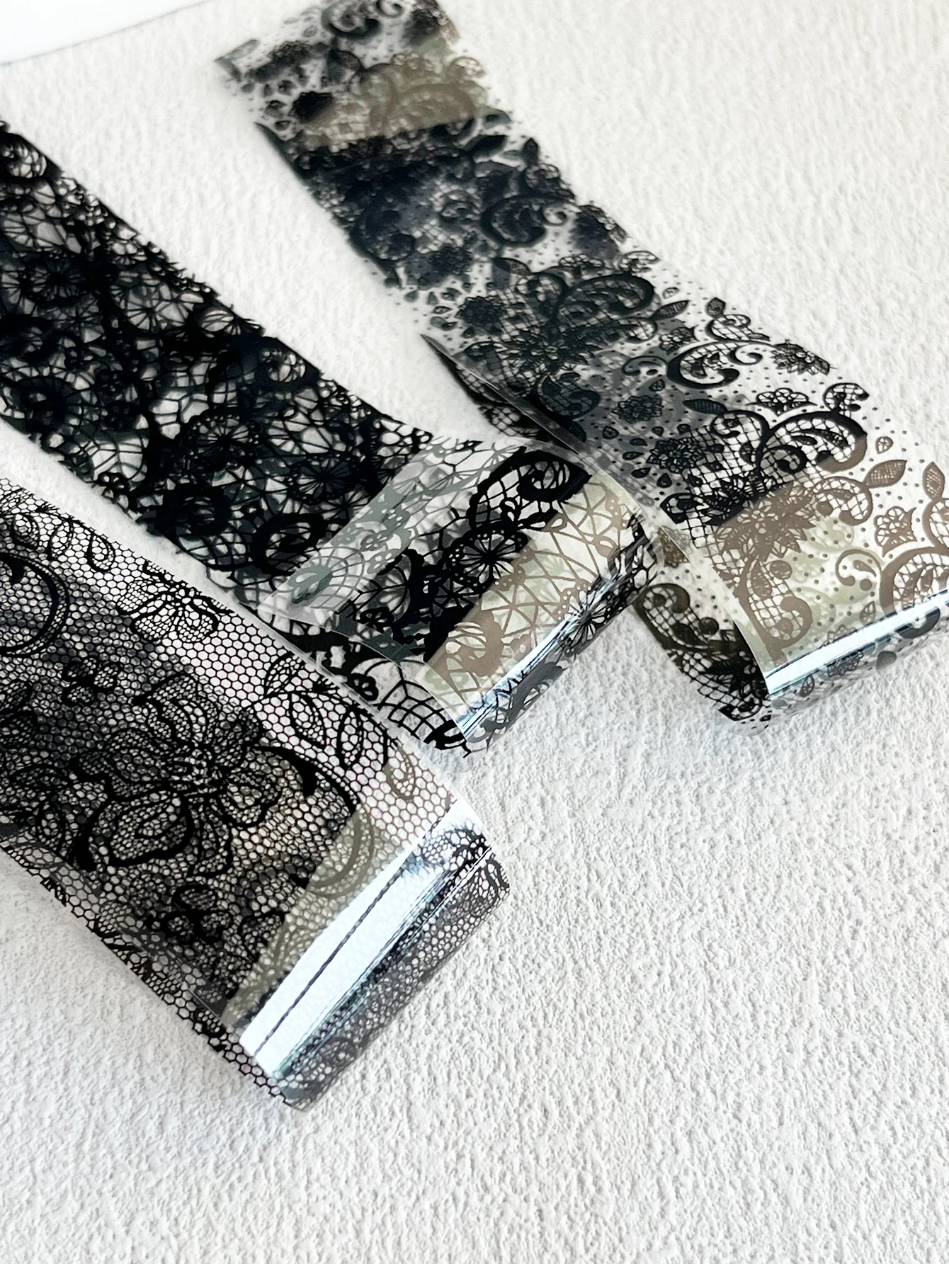 10 Blatt Spitzen-Nagelfolie, weiß und schwarz – Bild 6