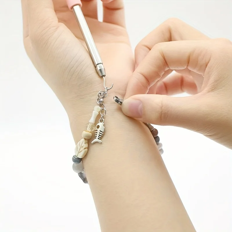 Hilft beim Tragen von Armbändern, Werkzeugen – Bild 4